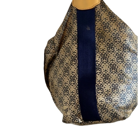 Piero Guidi Unisex Crossbody Bag - Picture 5 of 15